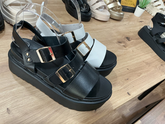 Sandalias hebillas